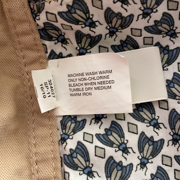 Banana Republic spring jacket. Button up with four pockets. Size 4 Khaki new - Picture 10 of 14